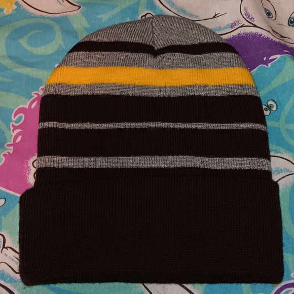 New UPS Employee Worker Winter Knit Beanie Hat Cap - Picture 2 of 2